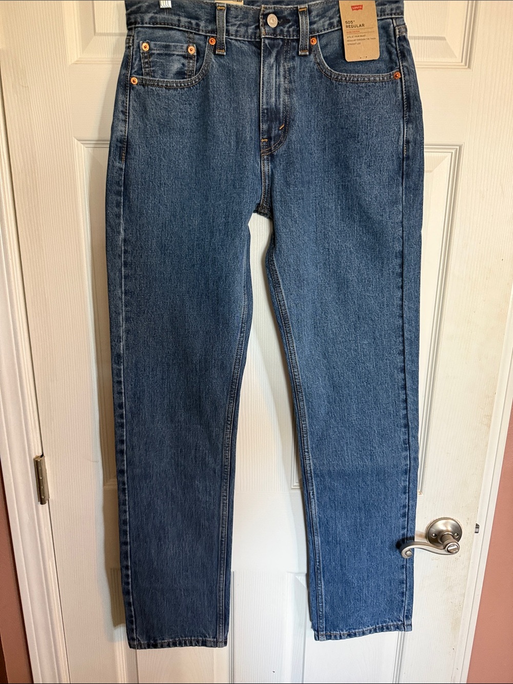 Levi's Men's Classic Medium Blue Straight Jeans